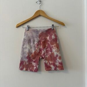Spiritual Gangster Pink and Purple Tie Dye Ribbed High Rise Biker Shorts | XS/S